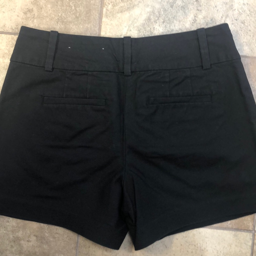 Shorts - Picture 3 of 3